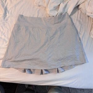 Vuori tennis skirt. Size medium. Worn once